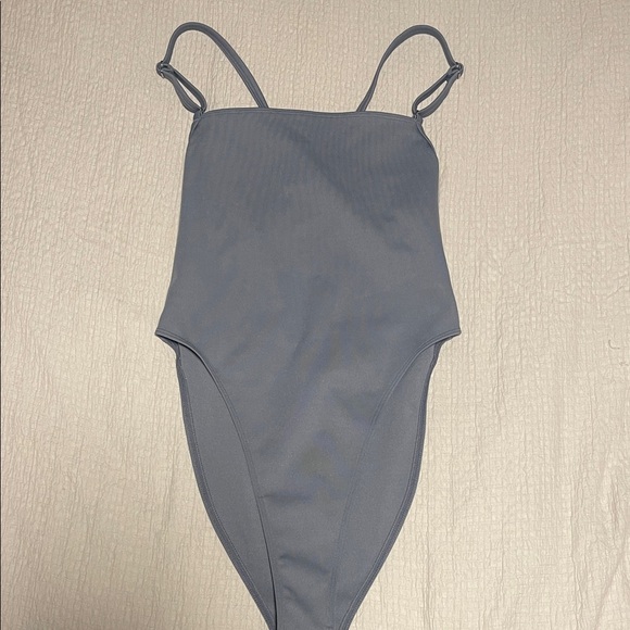 ALO Yoga Gray Bodysuit - Picture 2 of 3